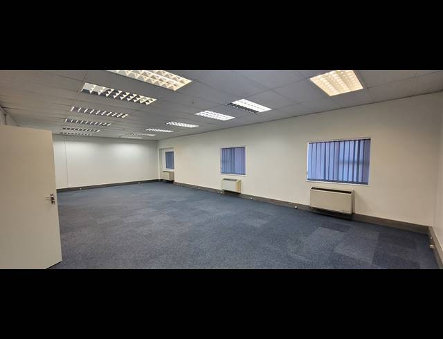 585M² OFFICE TO LET IN NELSPRUIT CENTRAL